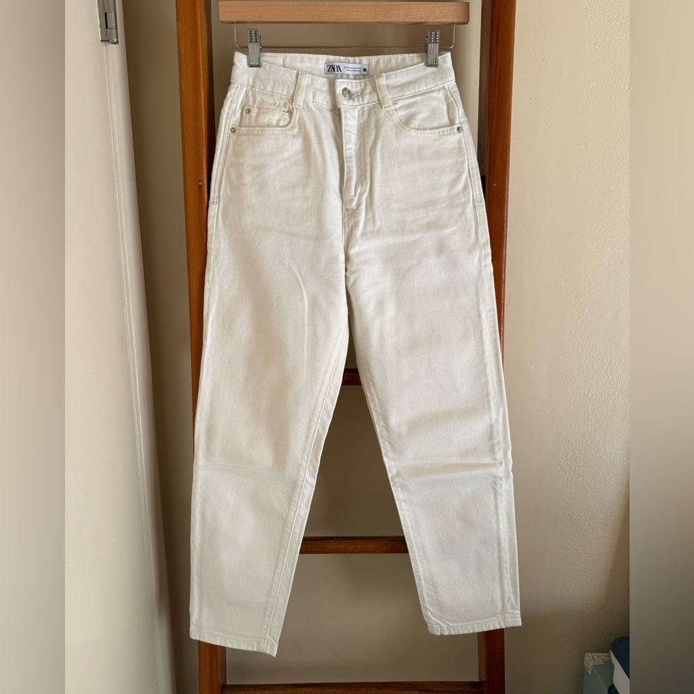 Zara Off-White High-Rise Mom Jeans
